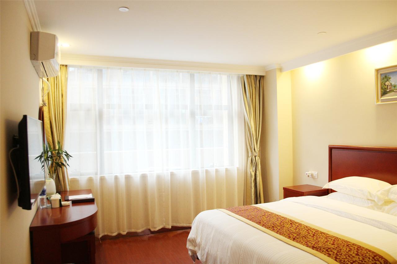 Greentree Inn Henan Hebi Hengshan Road Business Hotel Екстериор снимка