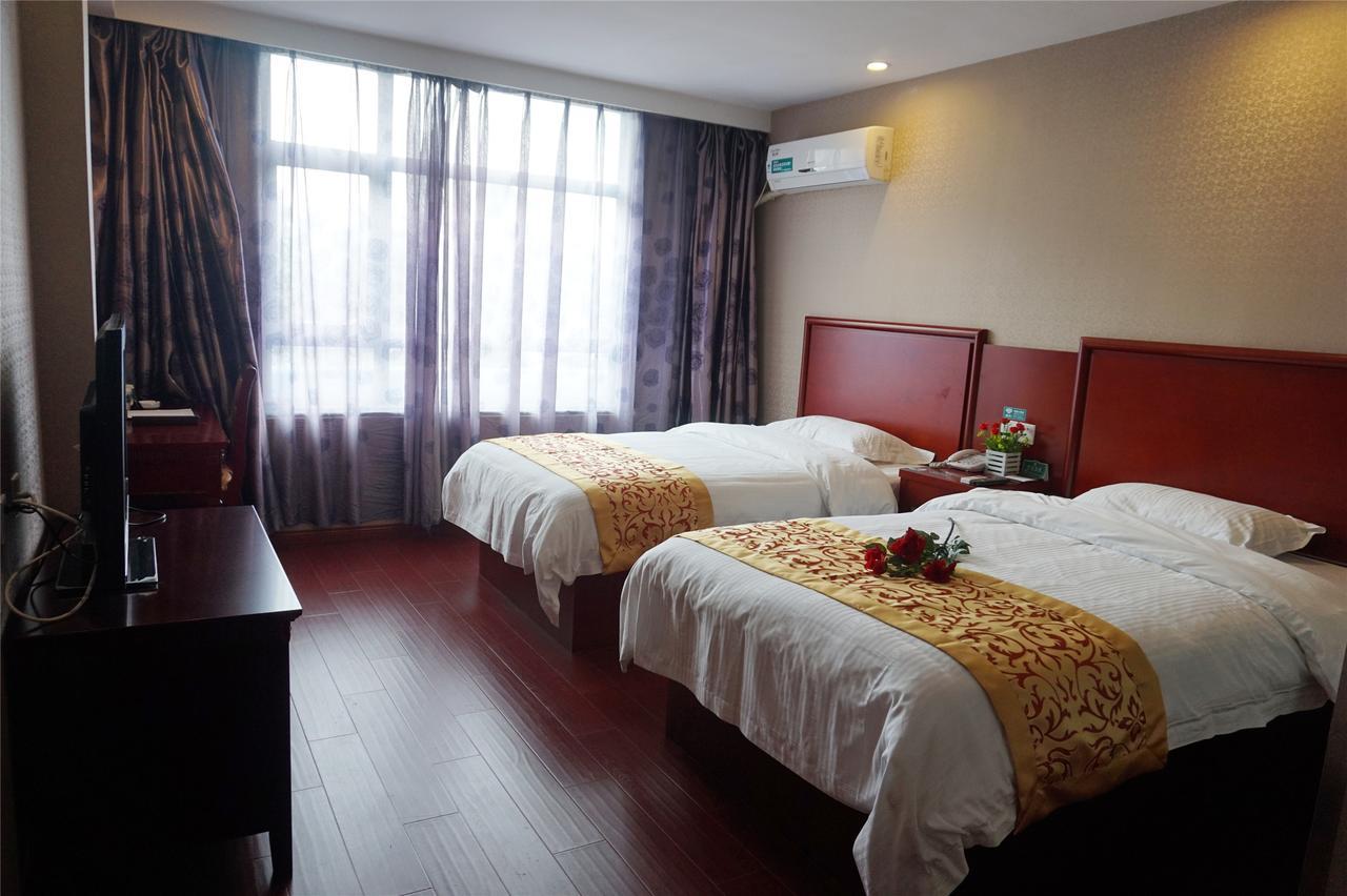 Greentree Inn Henan Hebi Hengshan Road Business Hotel Екстериор снимка