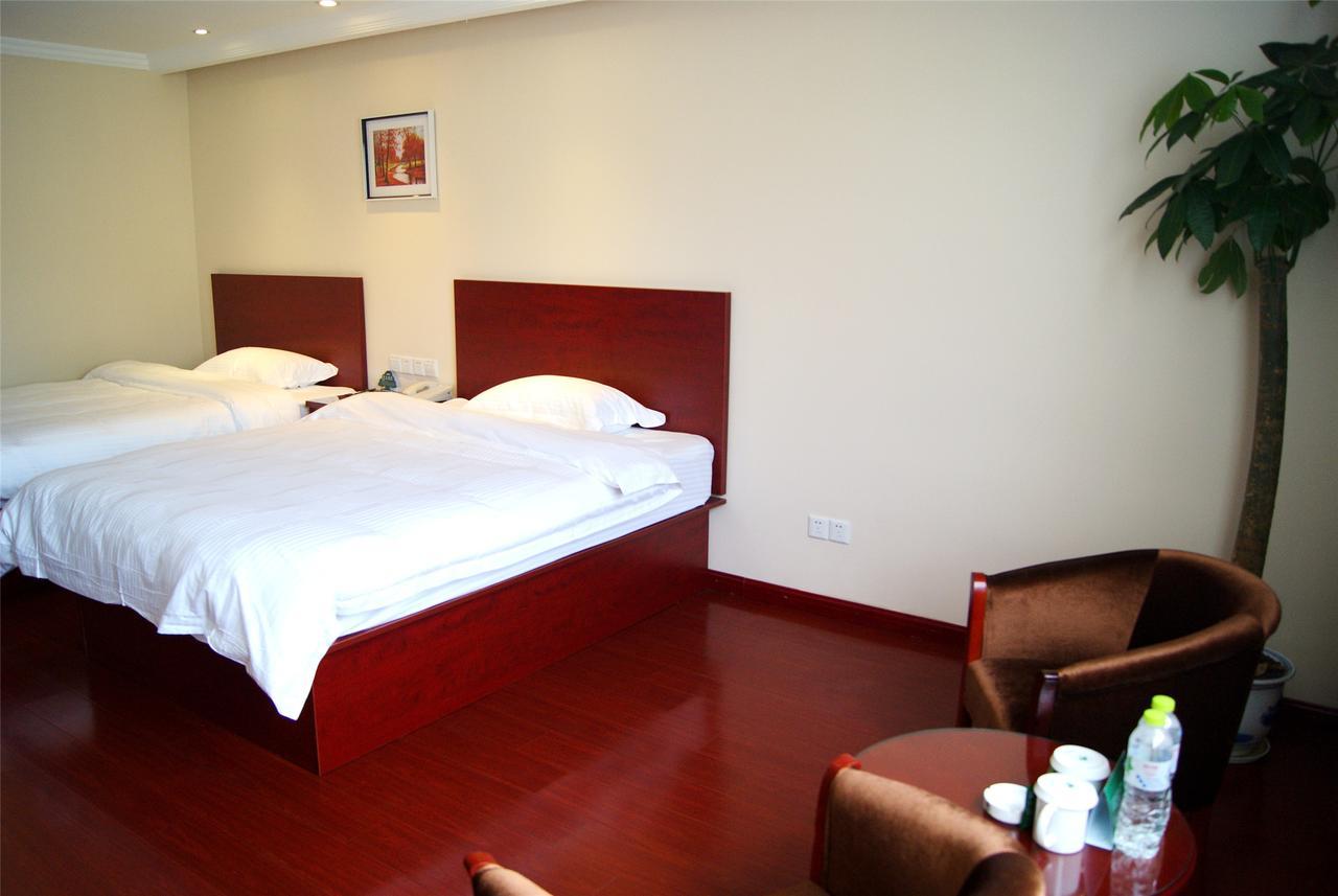 Greentree Inn Henan Hebi Hengshan Road Business Hotel Екстериор снимка