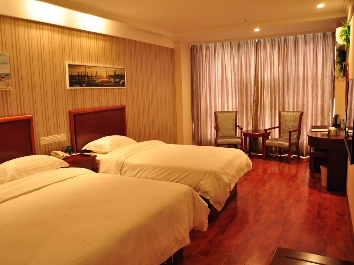 Greentree Inn Henan Hebi Hengshan Road Business Hotel Екстериор снимка