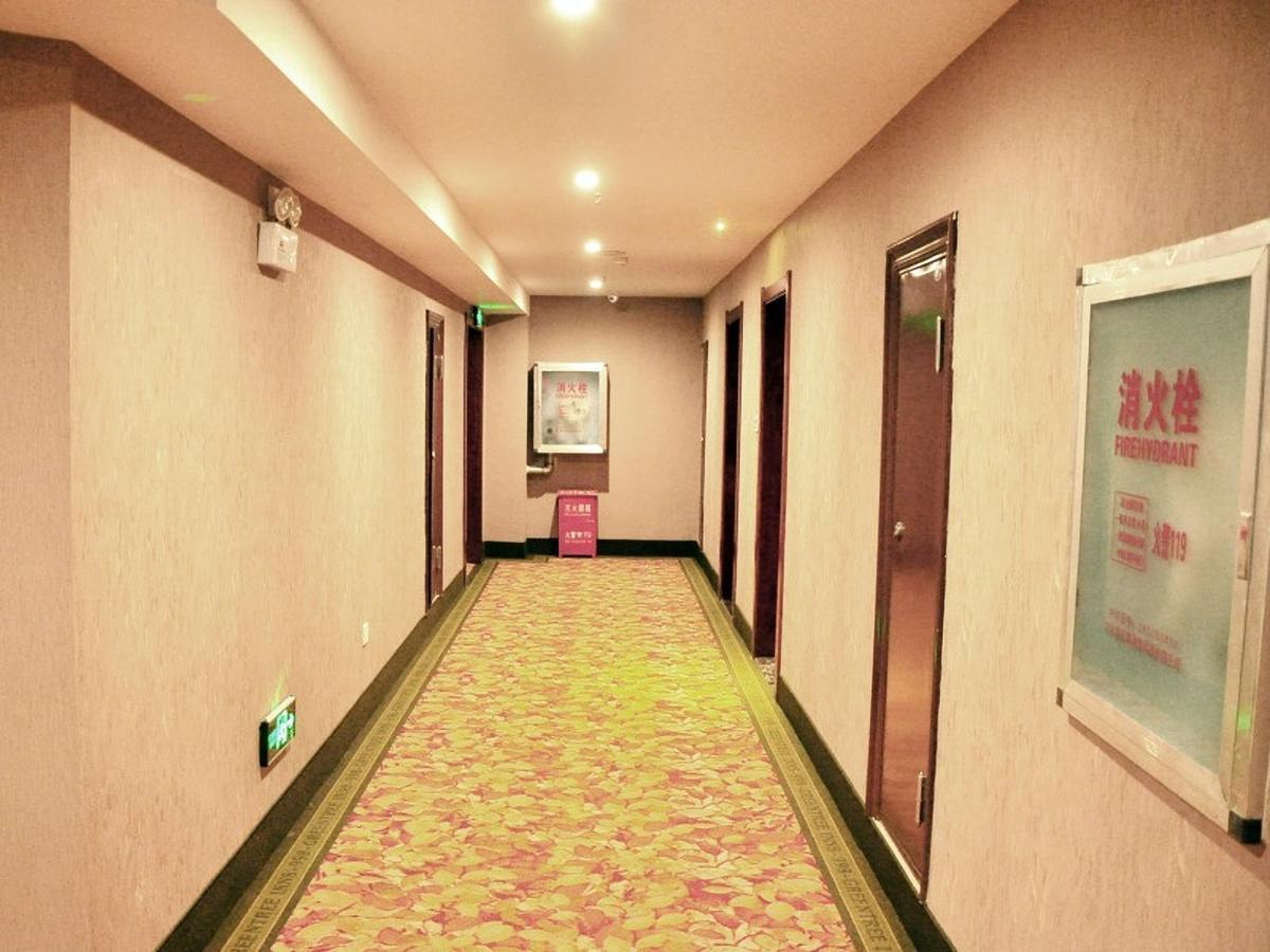 Greentree Inn Henan Hebi Hengshan Road Business Hotel Екстериор снимка
